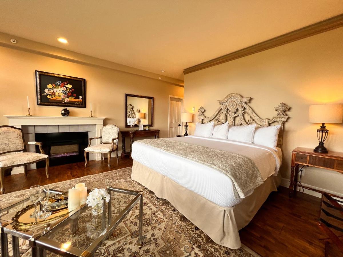 Woodstone Manor Inc. 호텔 Sturdies Bay 외부 사진