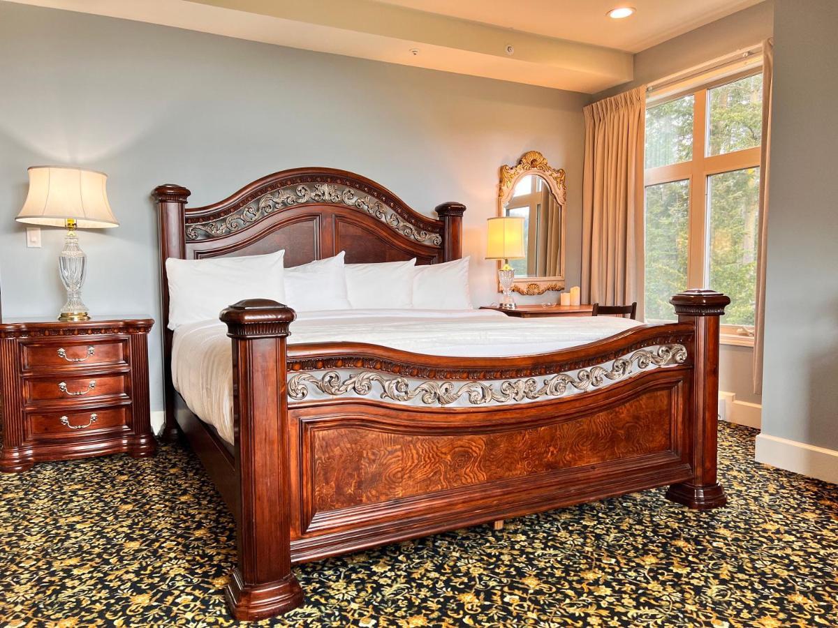 Woodstone Manor Inc. 호텔 Sturdies Bay 외부 사진
