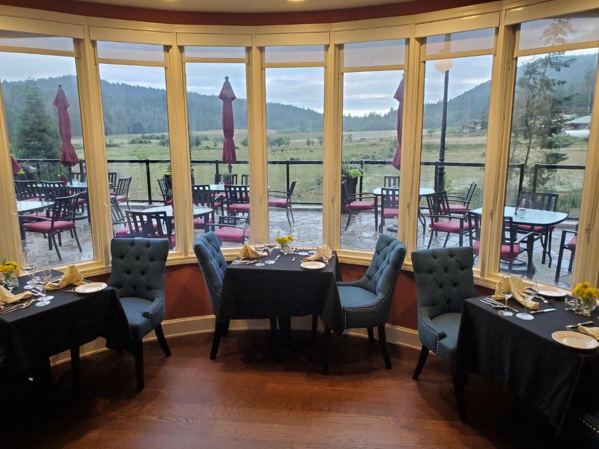 Woodstone Manor Inc. 호텔 Sturdies Bay 외부 사진
